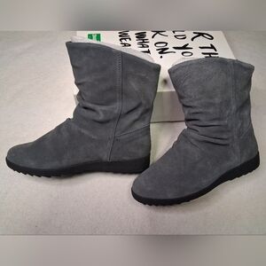 Cougar Gray Winter Boots